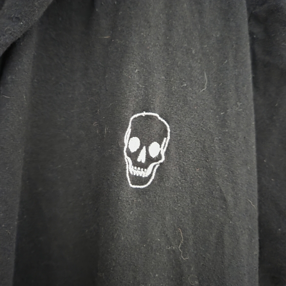 Hot Topic Embroidered Skull Polo Dress- Size 5X - Picture 5 of 7